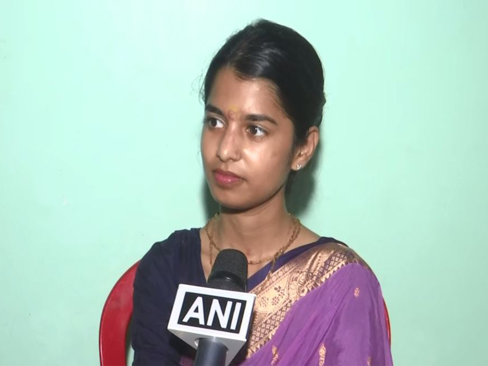 BJP candidate from Alinagar, Maithili Thakur (Photo/ANI)