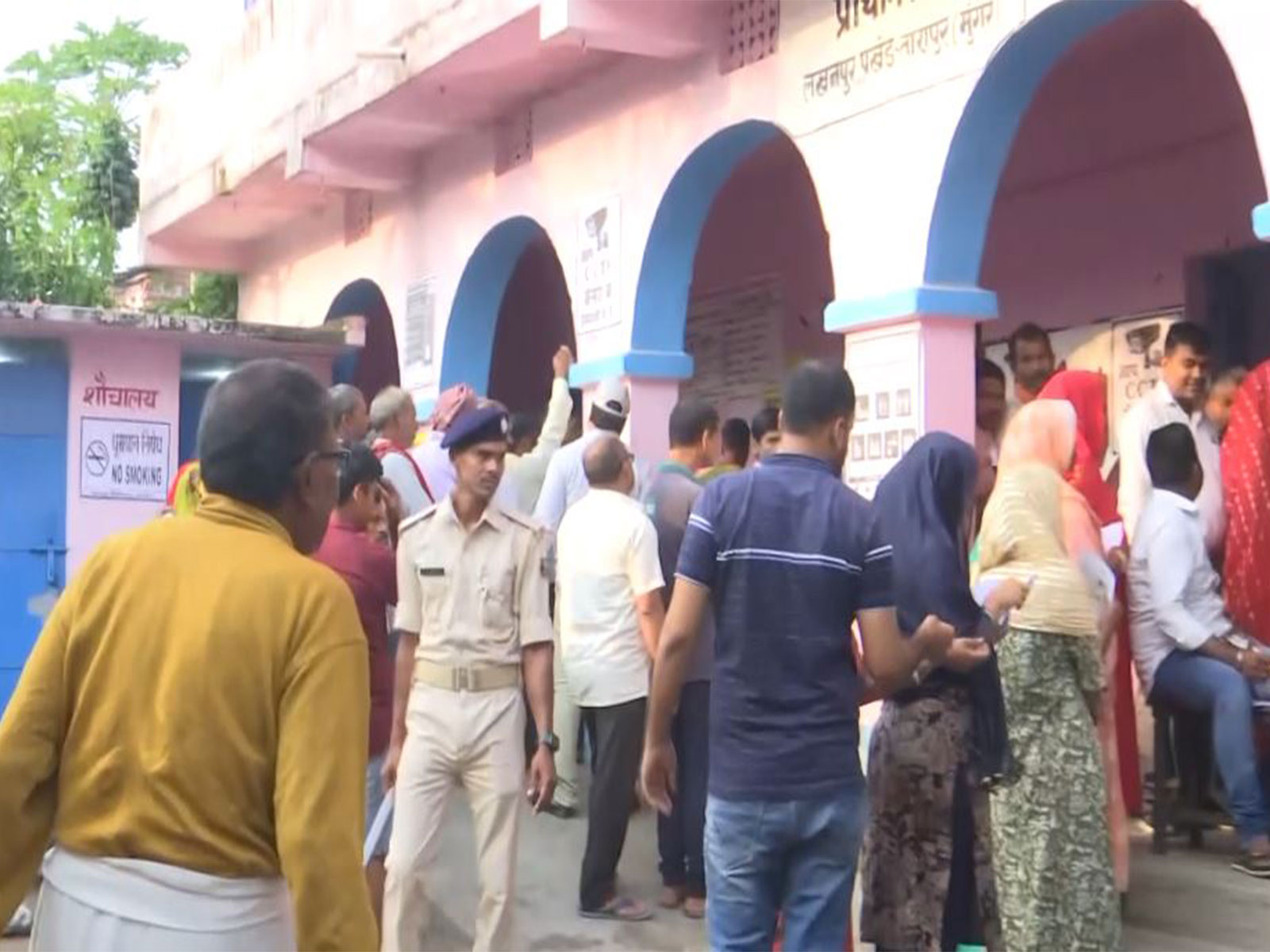 Voting for first phase is underway in Munger (Photo/ANI)