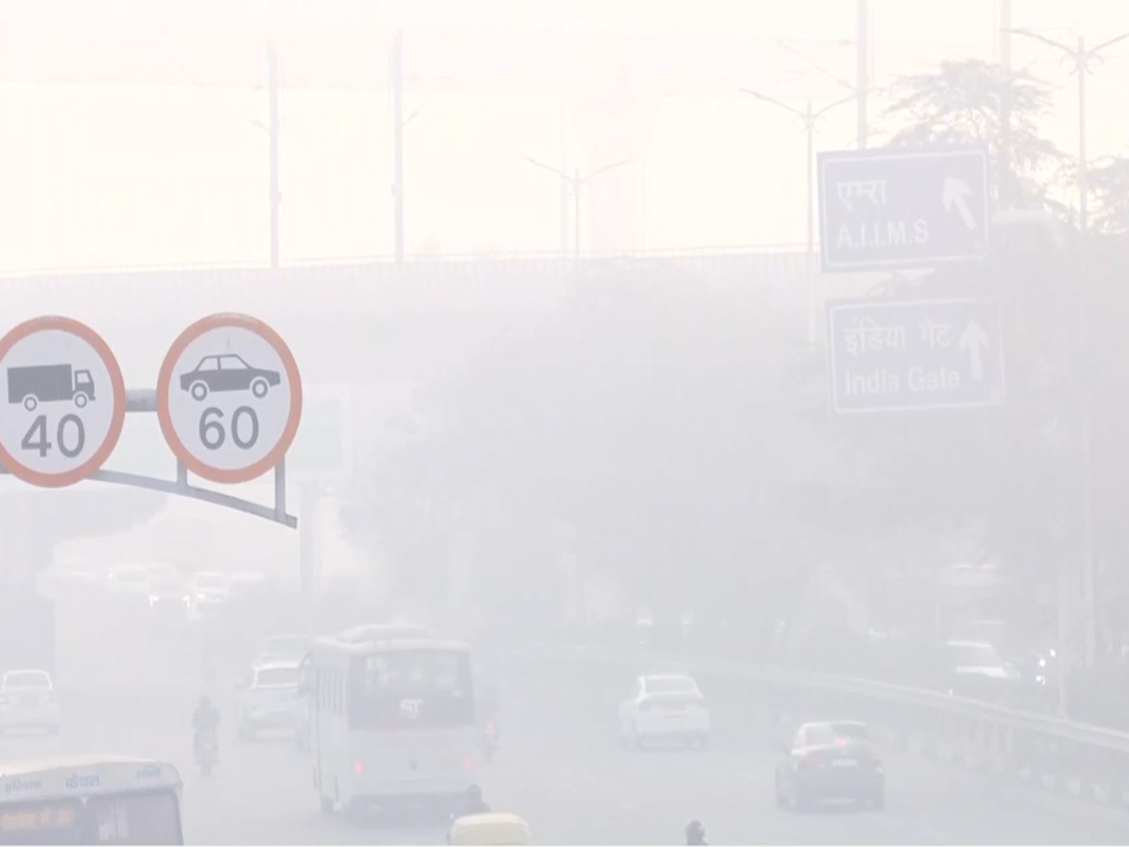 Delhi's Dhaula Kuan enveloped in smog  (File Photo/ANI)