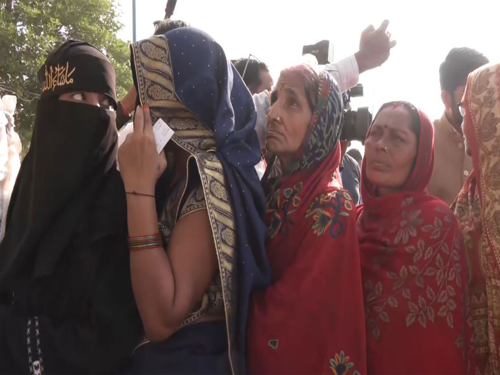 Women voters in Siwan's Pratappur village (File Photo/ANI)