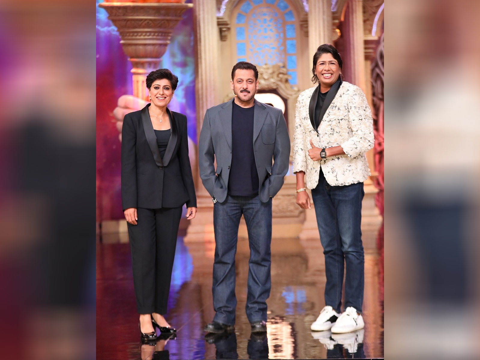 Former cricketers Jhulan Goswami, Anjum Chopra with  Bollywood actor Salman Khan (Image source: Jhulan's Instagram)