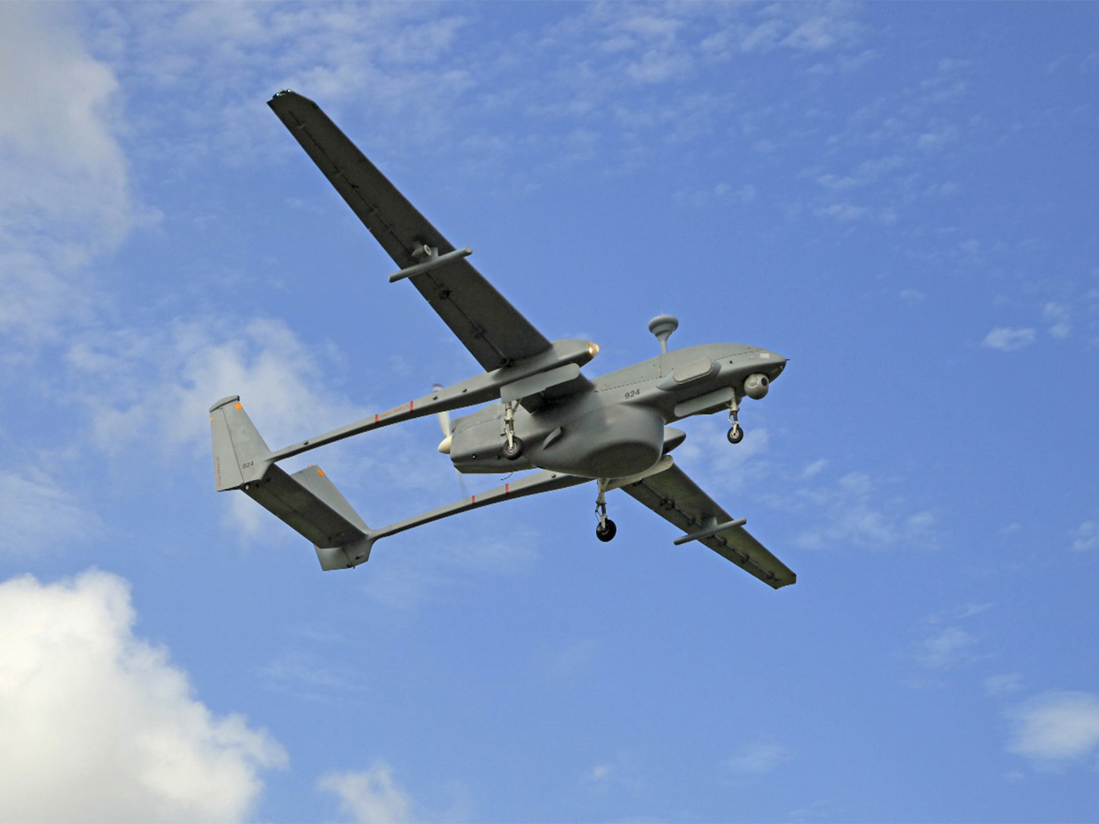 Indian Armed Forces conduct large-scale Tri-Service Exercise 2025 (Photo/X@indiannavy)