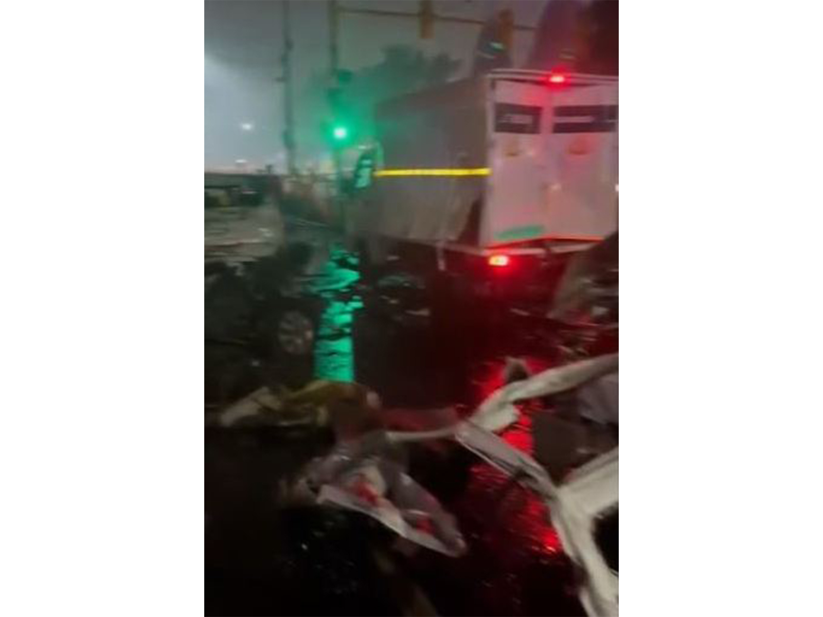 Explosion takes place in car near Red Fort (Photo/ANI)