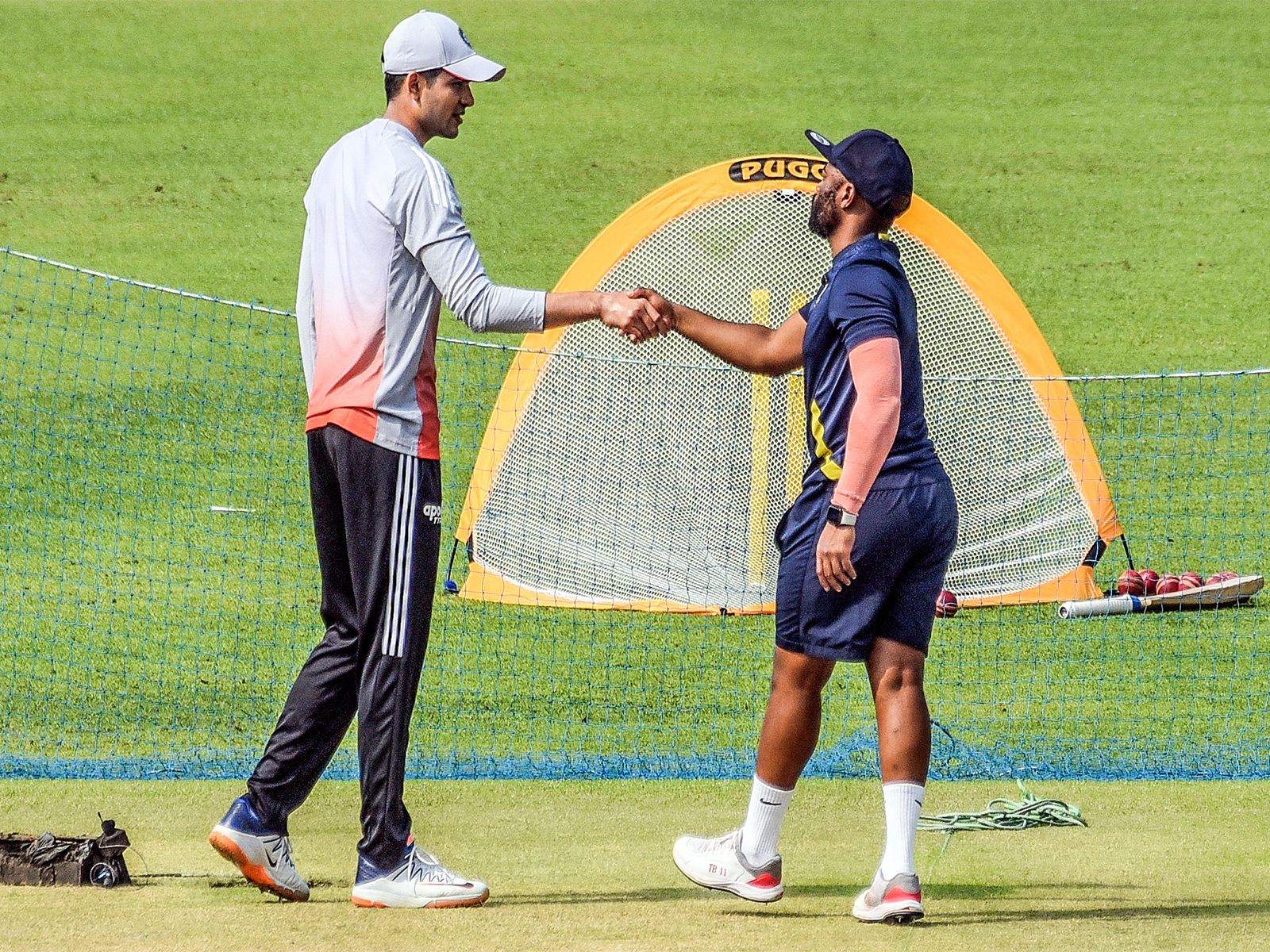 India captain Shubman Gill with South Africa skipper Temba Bavuma (Photo/ANI)