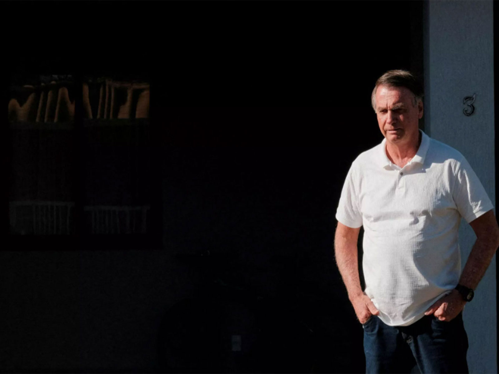 Former President Jair Bolsonaro at his residence in Brasília (Photo/Reuters)