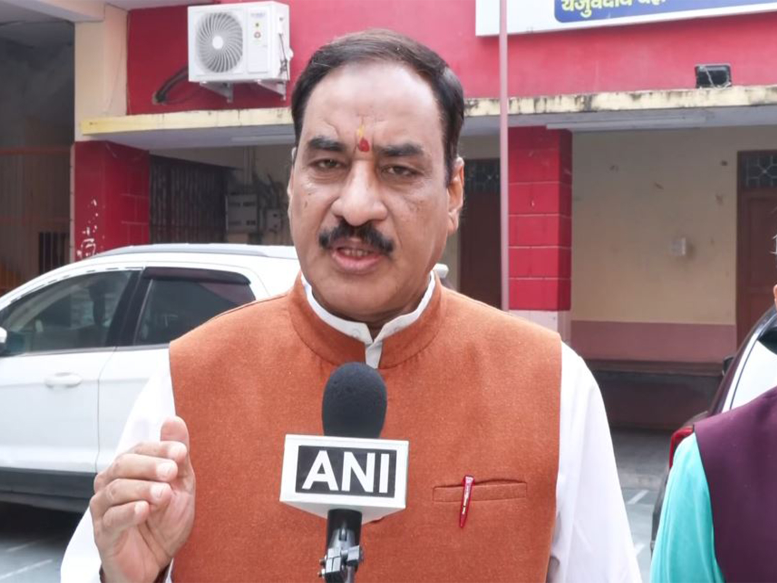 "All universities like Al-Falah University should be investigated": VHP's Vinod Bansal after Red Fort blast