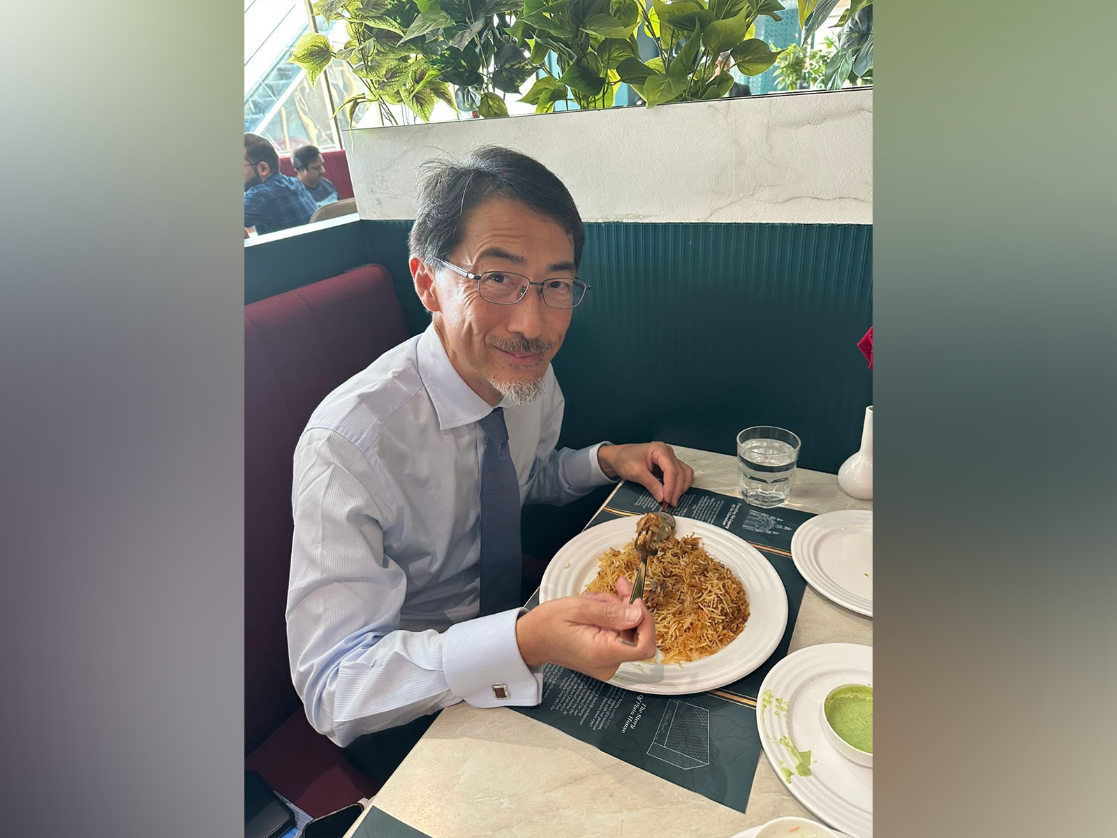 Ono Keiichi, Ambassador of Japan relishing Biryani during his visit to Telangana (Photo: X@JapanAmbIndia)