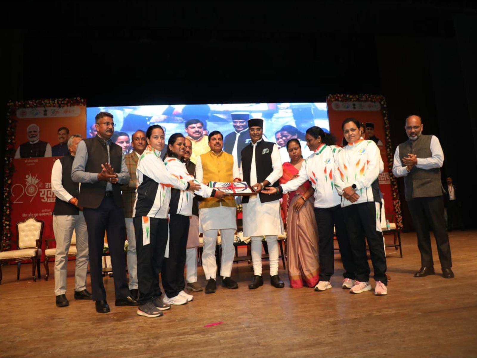 MP CM Mohan Yadav is honouring the talents from the state (Photo/DPR)