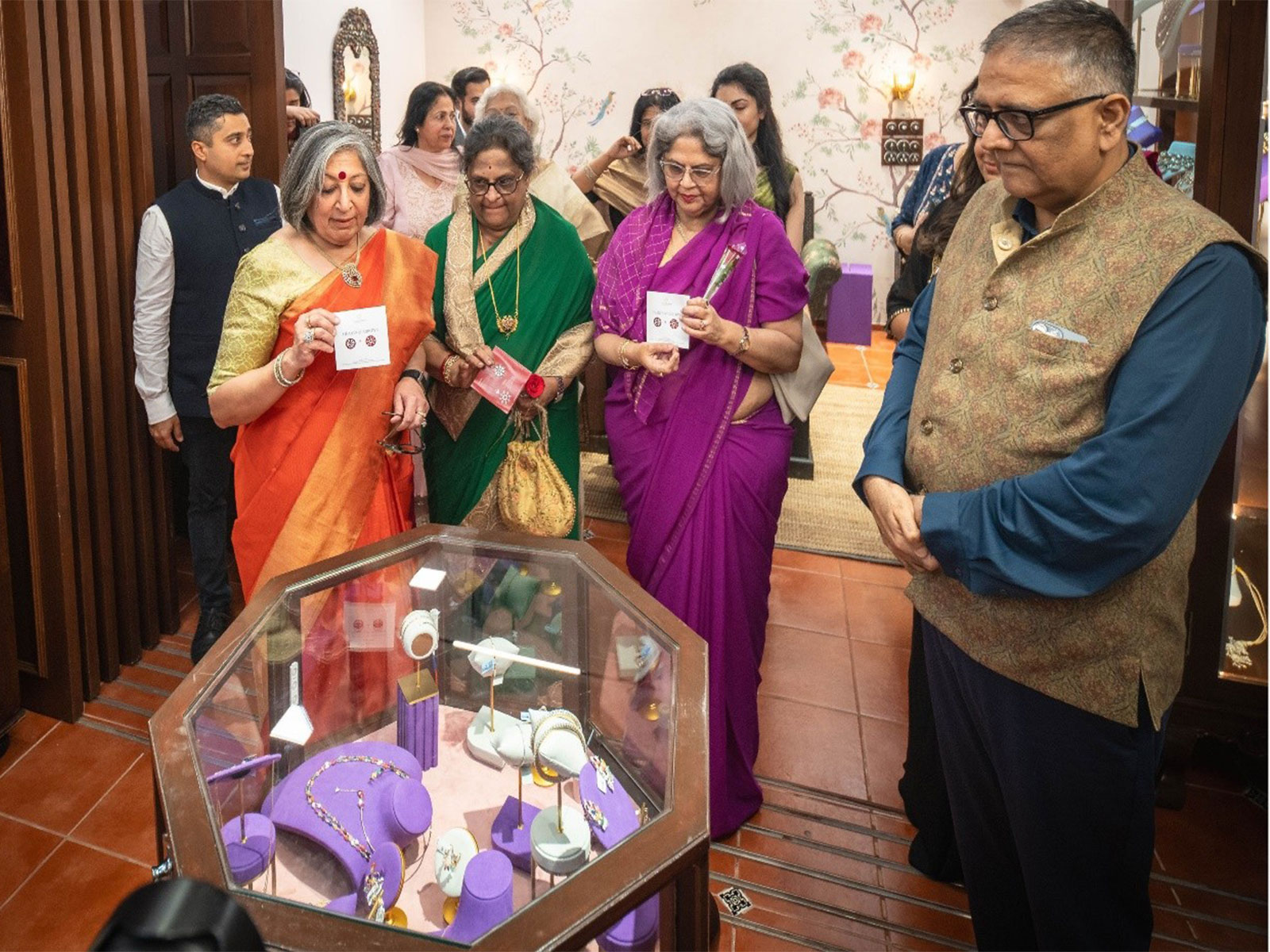 Zaveri Bros Expands South Indian Legacy with Launch of Bengaluru Boutique; Mysore Princesses Unveil New ‘Hearts & Arrows’ Collection