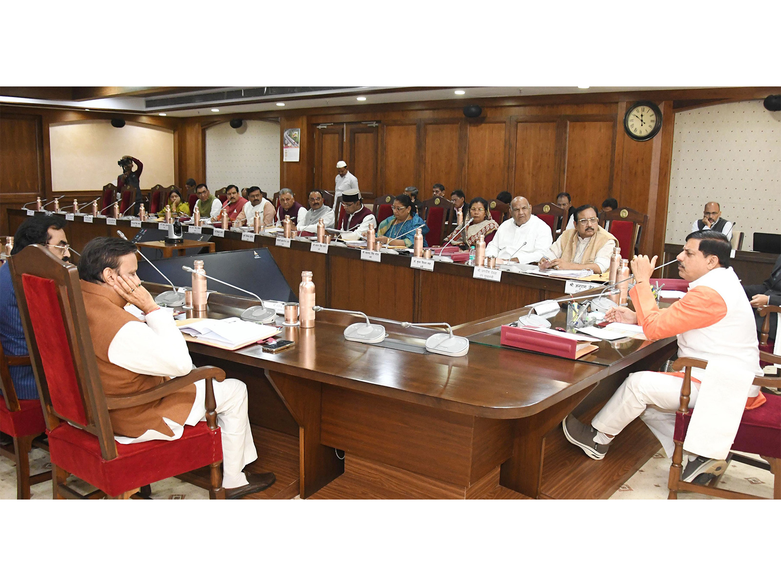 MP CM Mohan Yadav chairing cabinet meeting (Photo/ DPR)