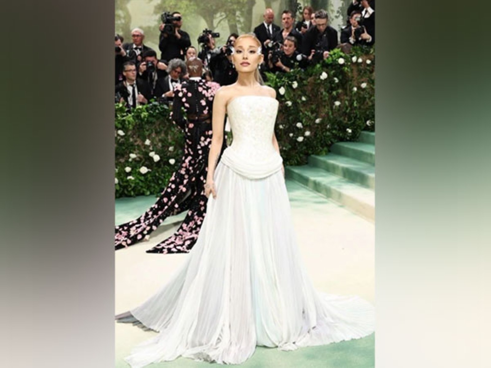Ariana Grande at Met Gala 2024 (Image source: Instagram/metgalaofficial_)