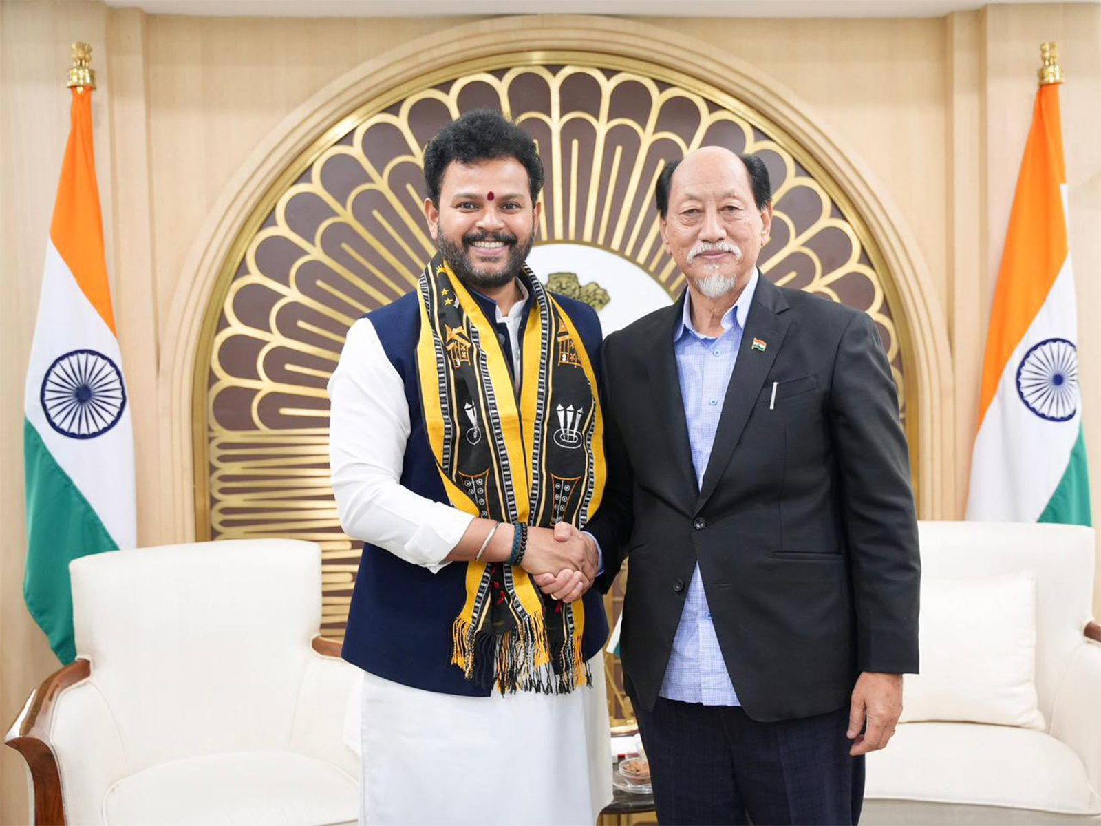 Union Minister for Civil Aviation Ram Mohan Naidu Kinjarapu and Nagaland Chief Minister Neiphiu Rio (Photo: x/@RamMNK)