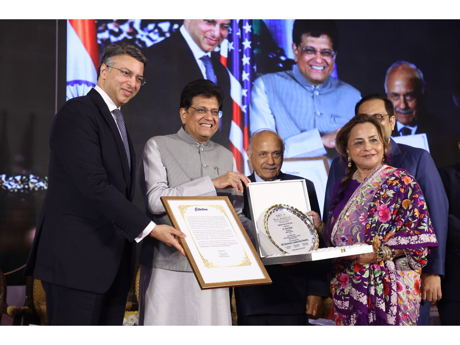 Dr. Bina Modi Felicitated with Woman Icon of the Year Award by Mr Piyush Goyal, Hon’ble Minister for Commerce and Industry, Government of India, at the 9th Business Leadership Awards of IACC
