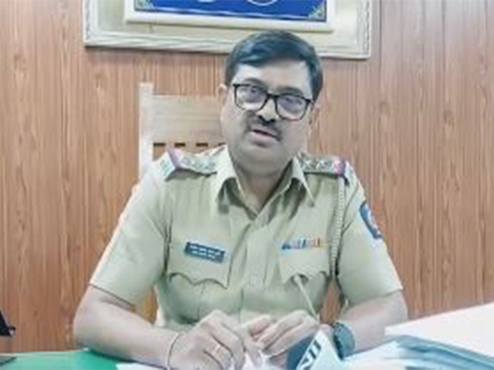 Senior Police Inspector Dilip Ghuge (Photo/ANI)