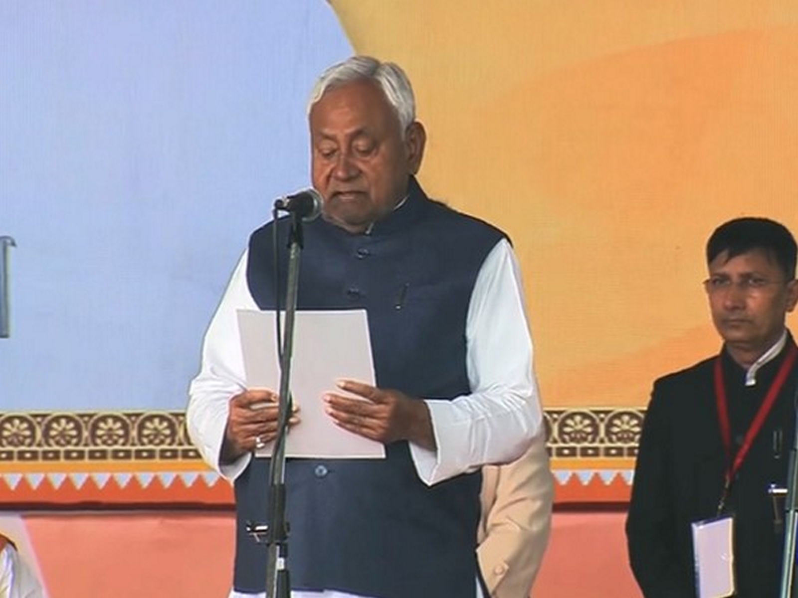 JD-U Chief Nitish Kumar takes oath as the Chief Minister of Bihar. (Photo/Youtube JDU)
