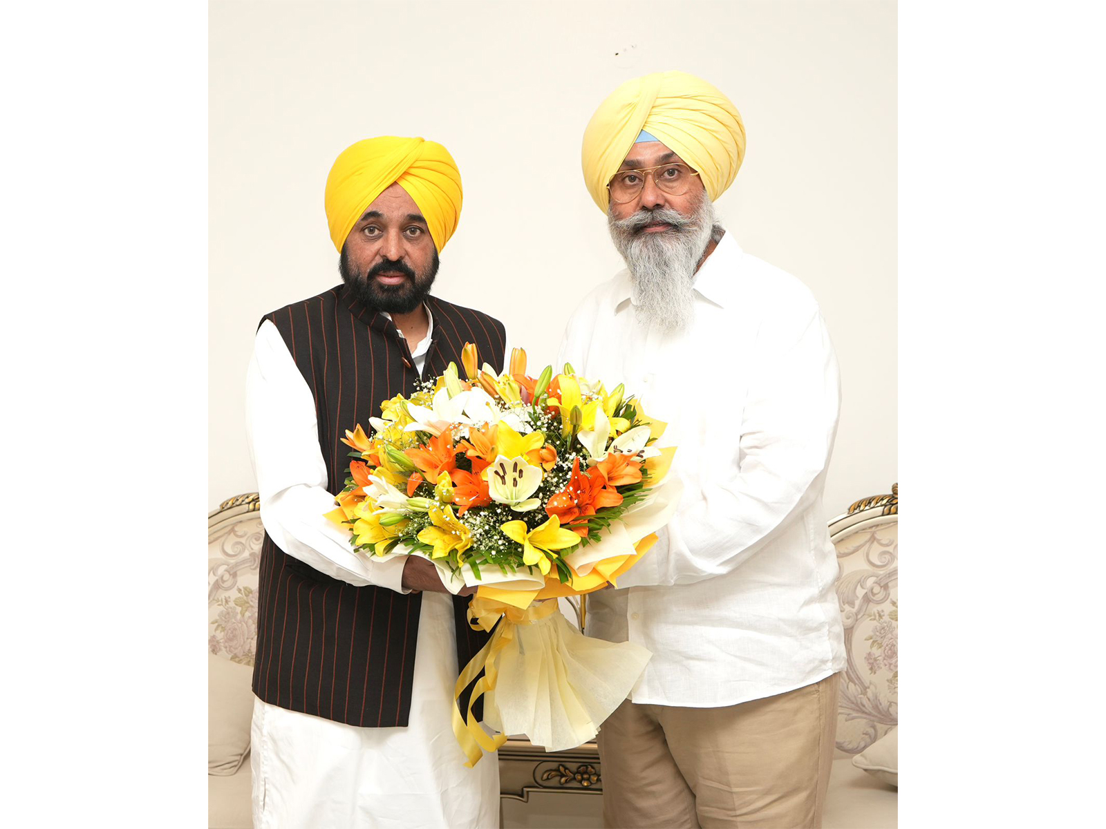 Punjab CM Bhagwant Mann with AAP MLA Harmeet Singh Sandhu (Photo/@AAPPunjab)