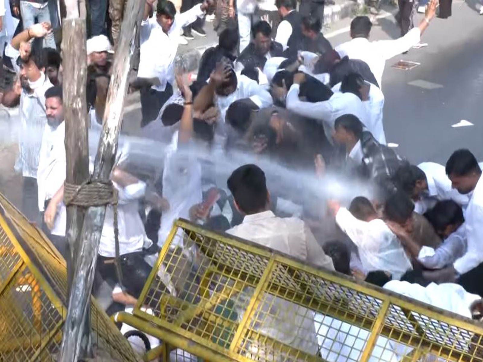 Youth Congress stages protest in Jaipur (Photo/ANI)