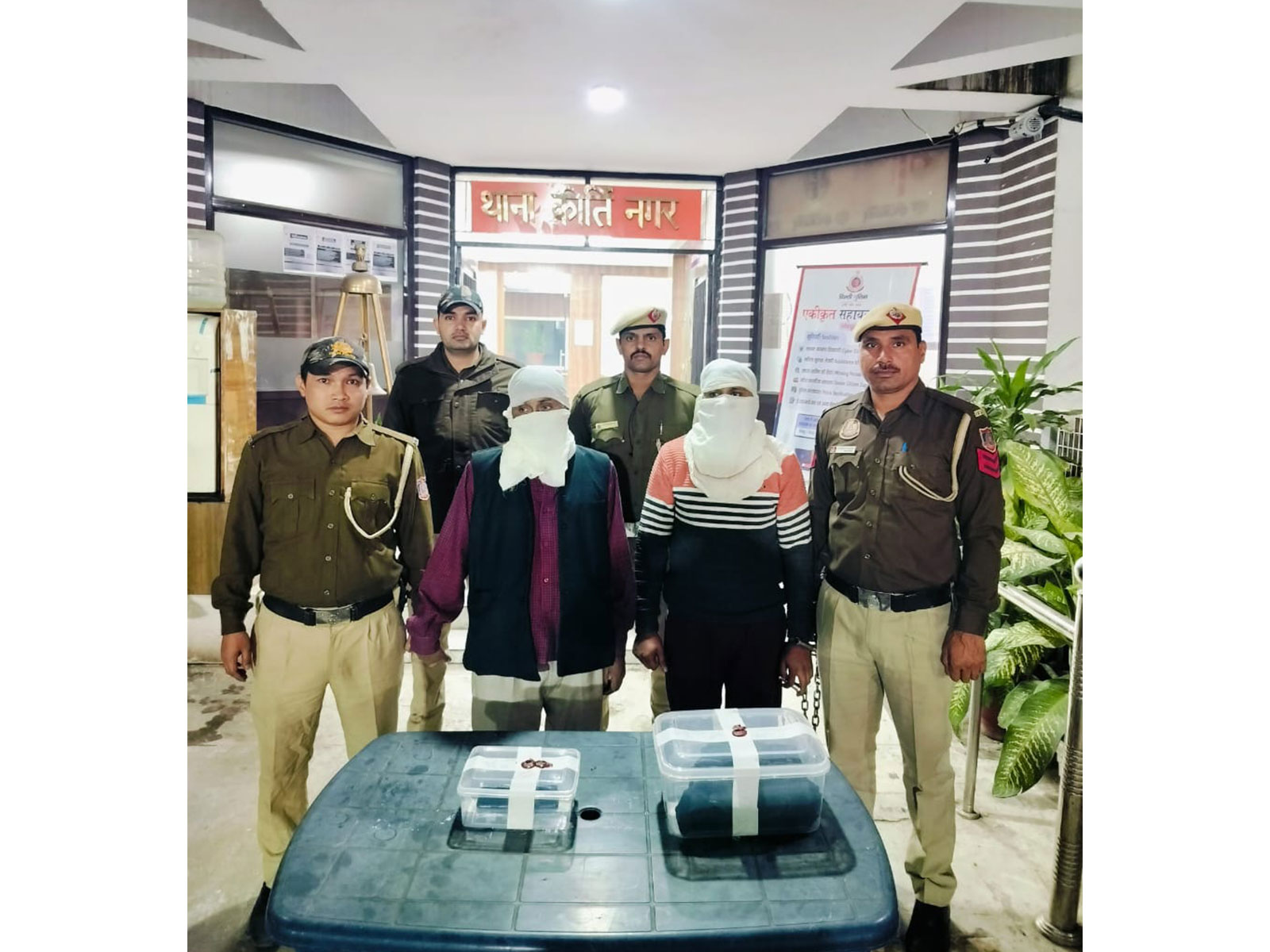 Delhi police arrest two accused (Photo/ANI)