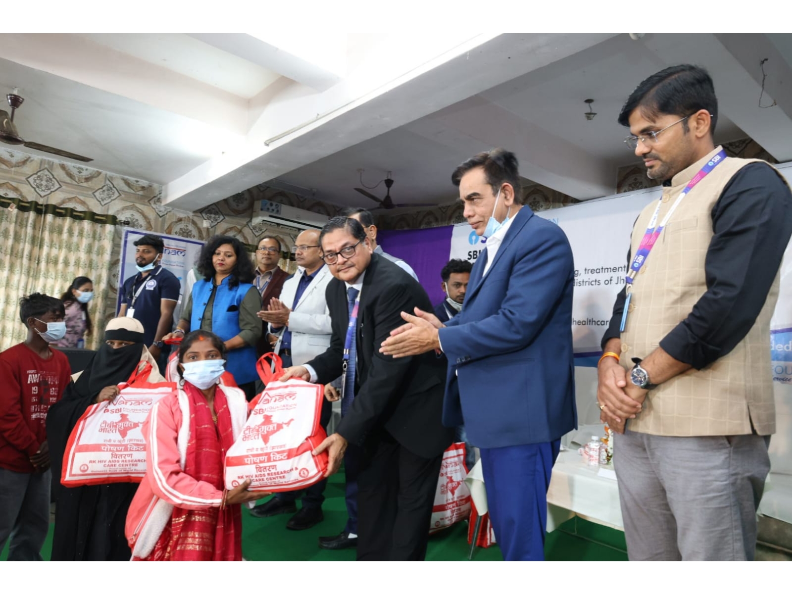 RK HIV AIDS Research and Care Center and SBI Foundation distribute nutrition kits to TB patients in Ranchi