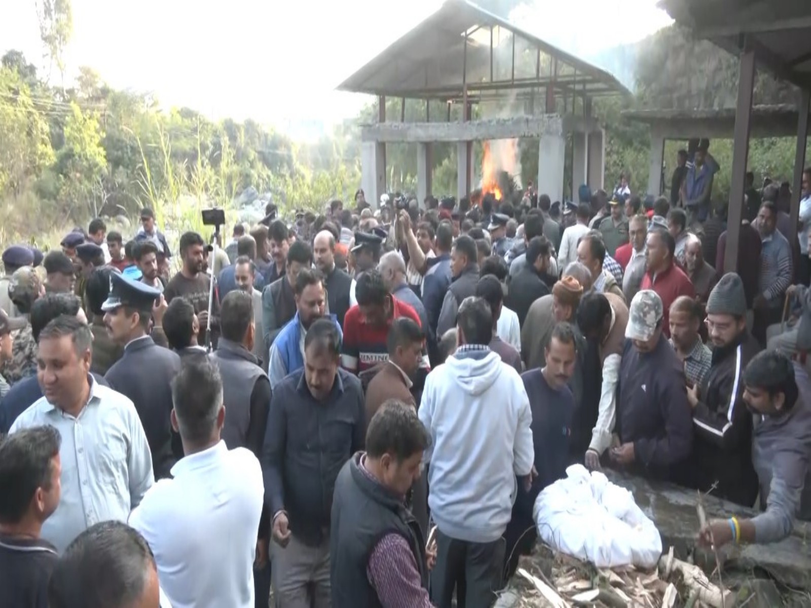 Last rites of Wing Commander Namansh Syal (Photo/ANI)