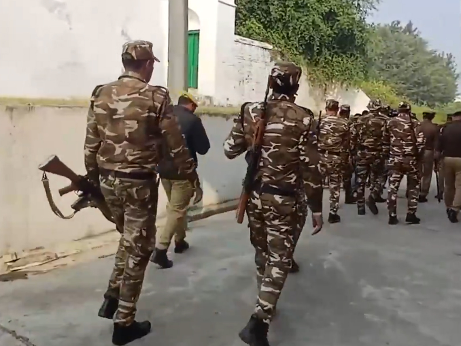 Sambhal Police held flag march on Monday (Photo/ANI)