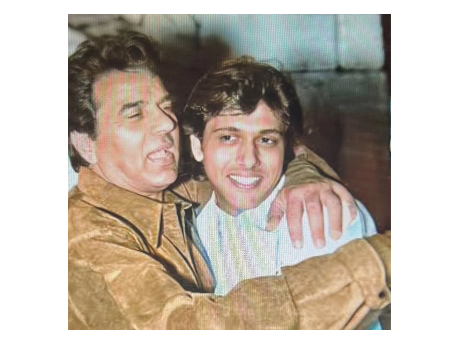 Actor Govinda with Dharmendra (Image source: Instagram/@govinda_herono1)