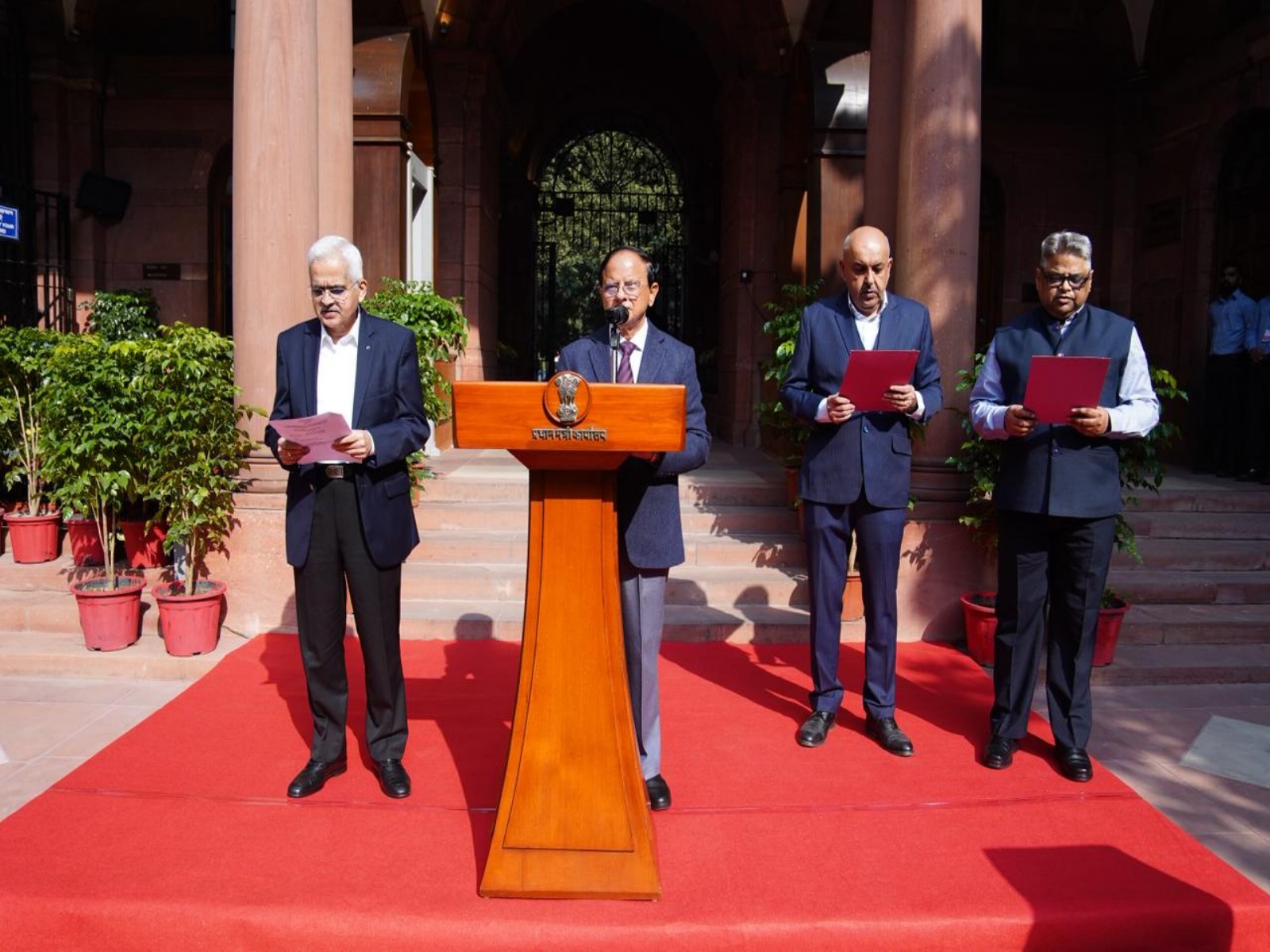 PMO officials join reading of preamble on Constitution Day (Photo: PMO India/X))