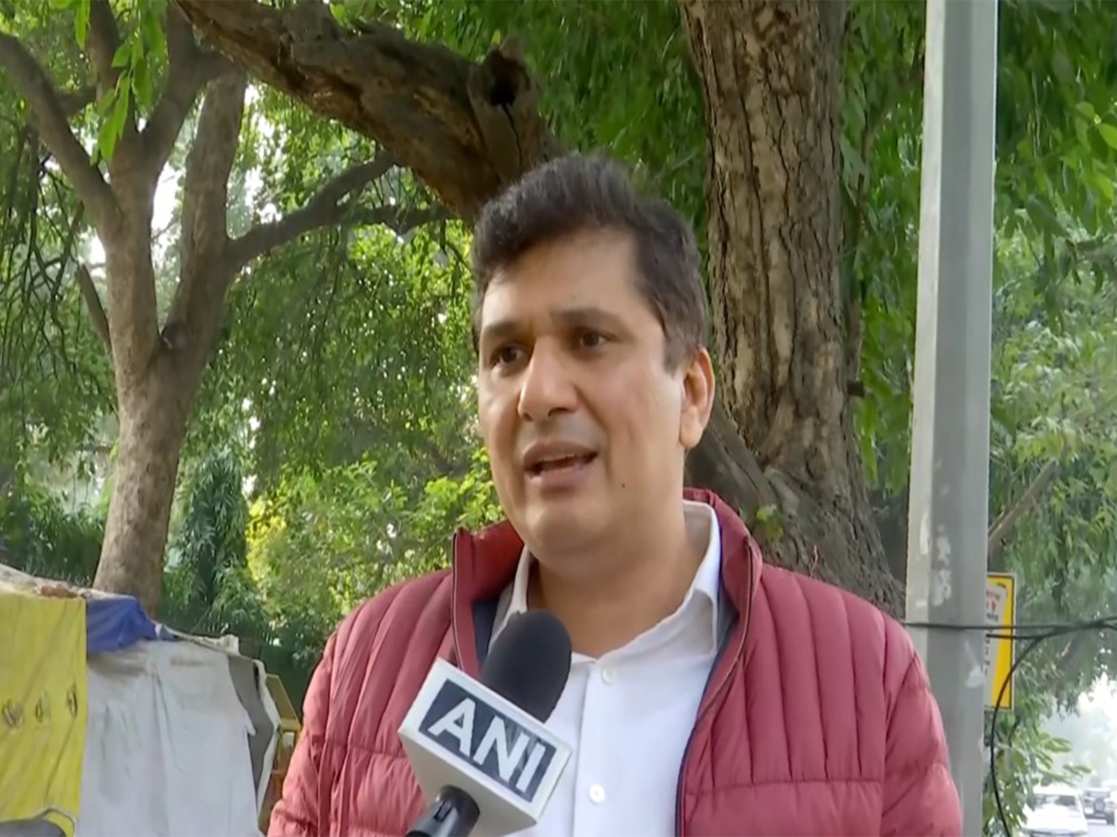 "Courts not taking suo muto action against fake pollution data" : AAP Delhi President Saurabh Bhardwaj