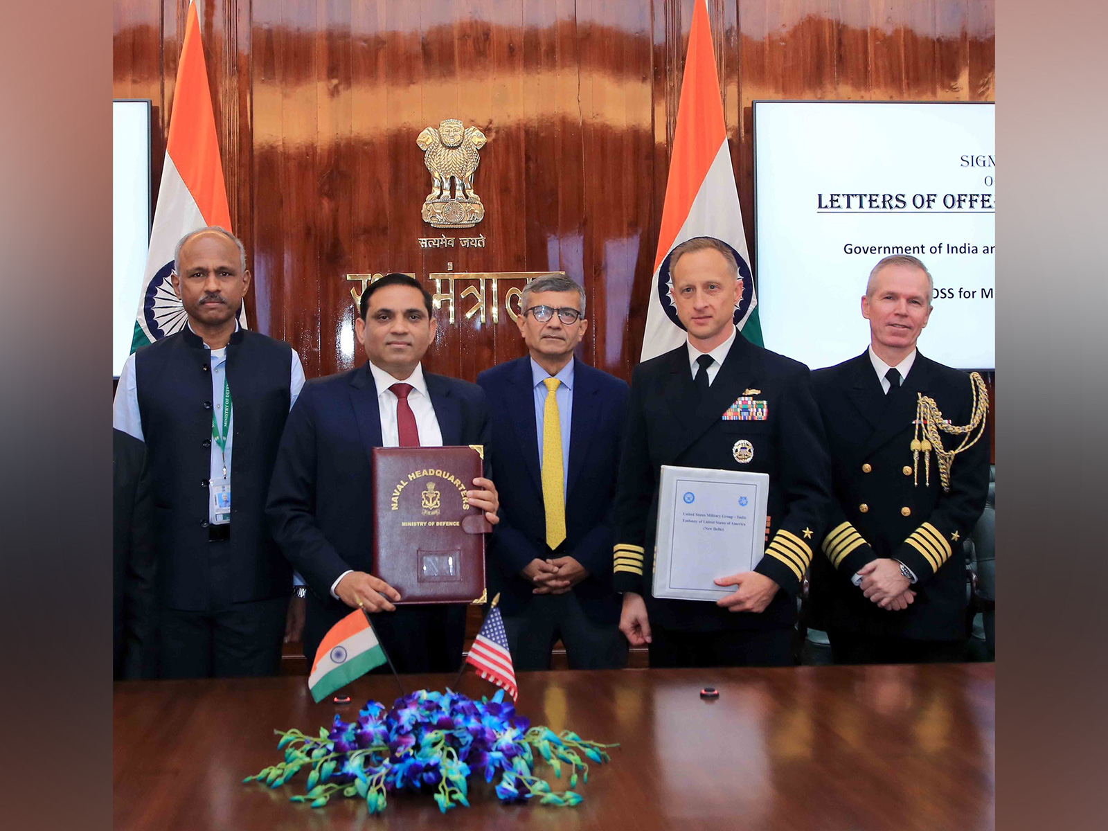 Defence Ministry signs Rs 7,995-crore pact with US for 5-year sustainment support of Navy’s MH-60R helicopters (Photo/X@SpokespersonMoD)