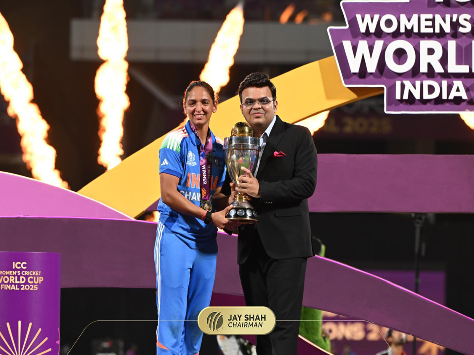 Jay Shah presenting 2025 WC trophy to Indian skipper Harmanpreet Kaur. (Photo: Jay Shah's media team)