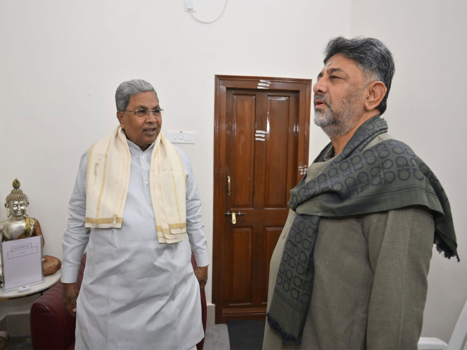 CM Siddaramaiah with DK Shivakumar at breakfast meet (Photo/ANI)