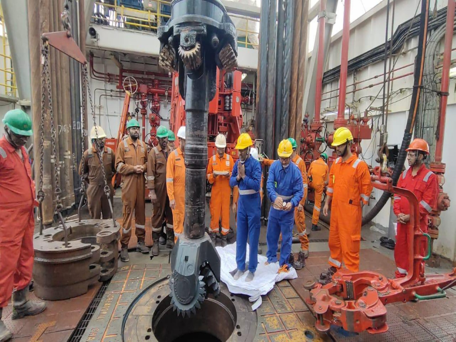 Oil India commences offshore drilling in Kerala-Konkan basin (Image: X/@HardeepSPuri)
