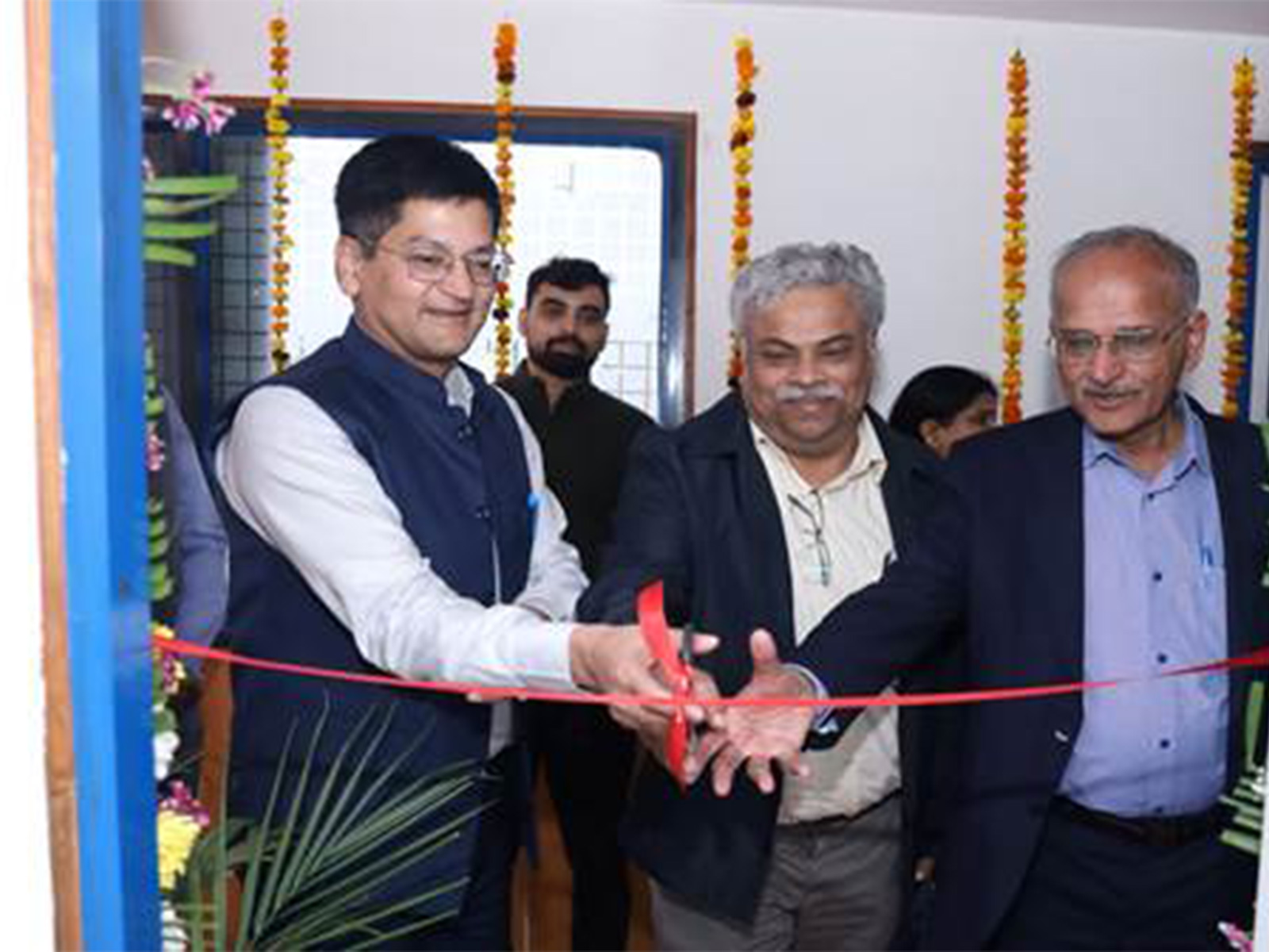 The e-Toys Lab inaugurated during the convocation ceremony of 2nd batch of 18 young engineers trained under MeitY’s Electronic Toys Project (Images: MeitY)