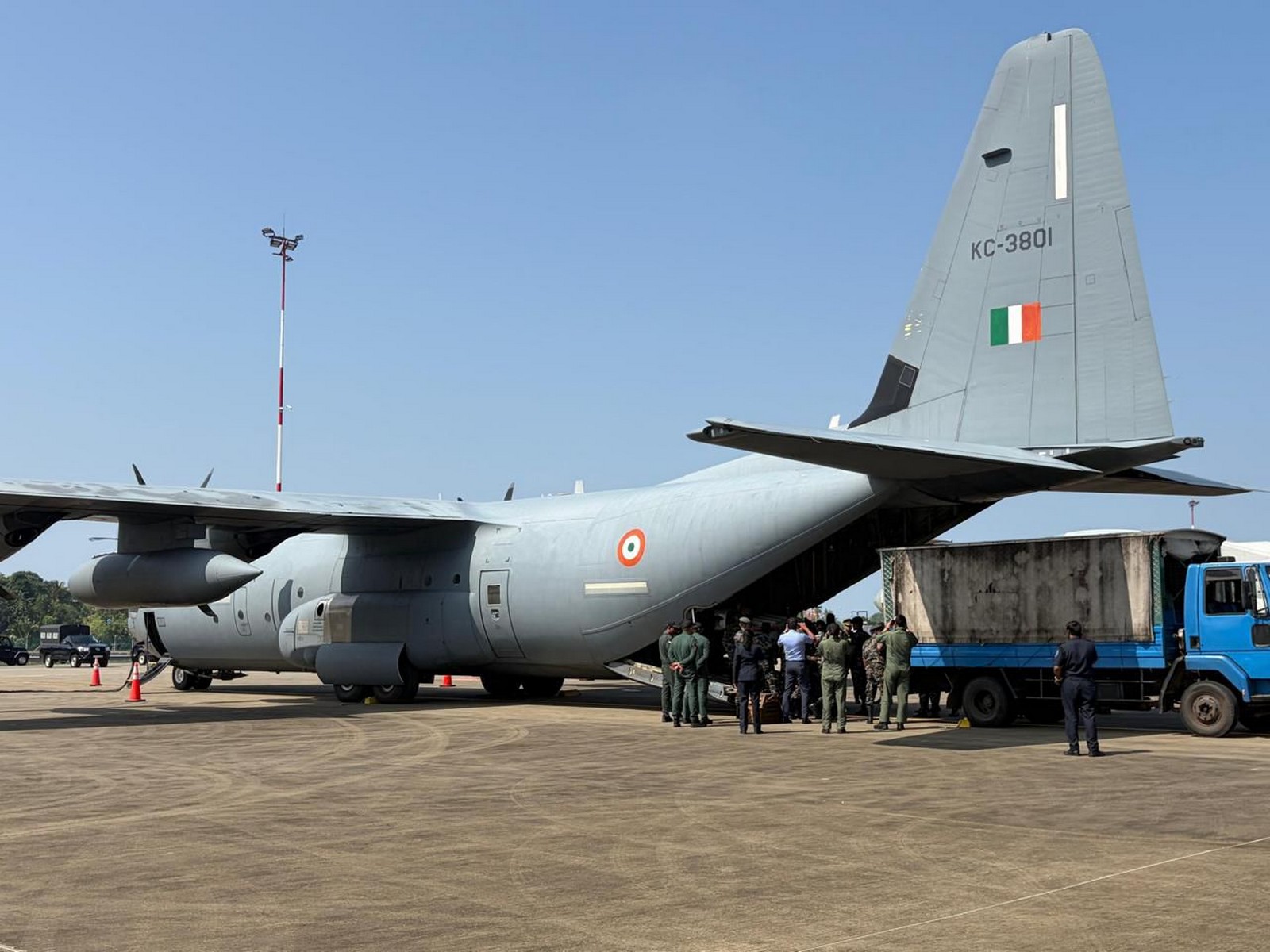 C-130J arrives in Colombo with NDRF load (Photo/IAF)