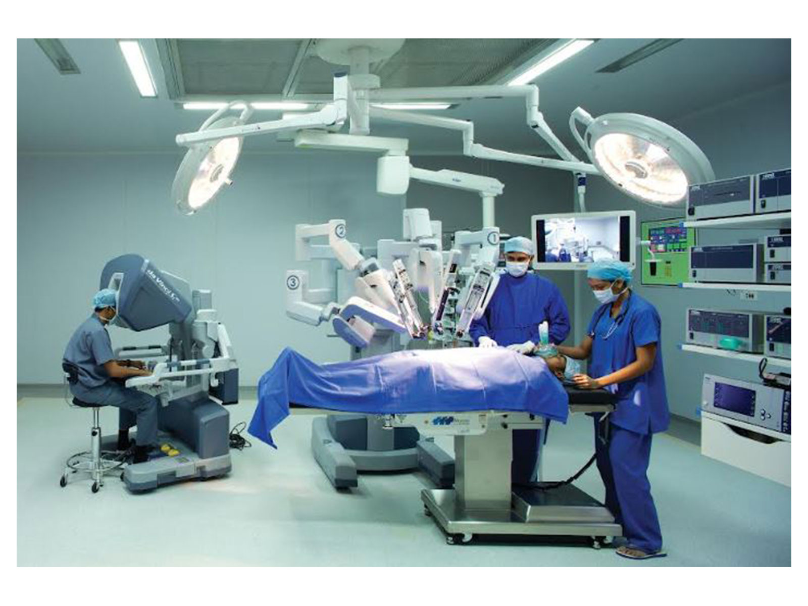 Surgeons at Aster DM Healthcare utilise next-generation robotic systems to deliver safer, faster and more precise surgical outcomes
