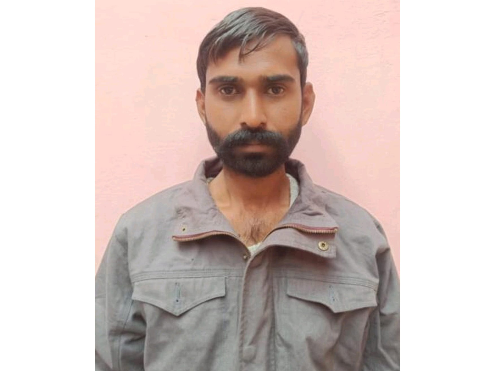 Rajasthan Jaipur unit CID Intelligence in Sri Ganganagar arrests Pakistani ISI agent (Photo: ANI)