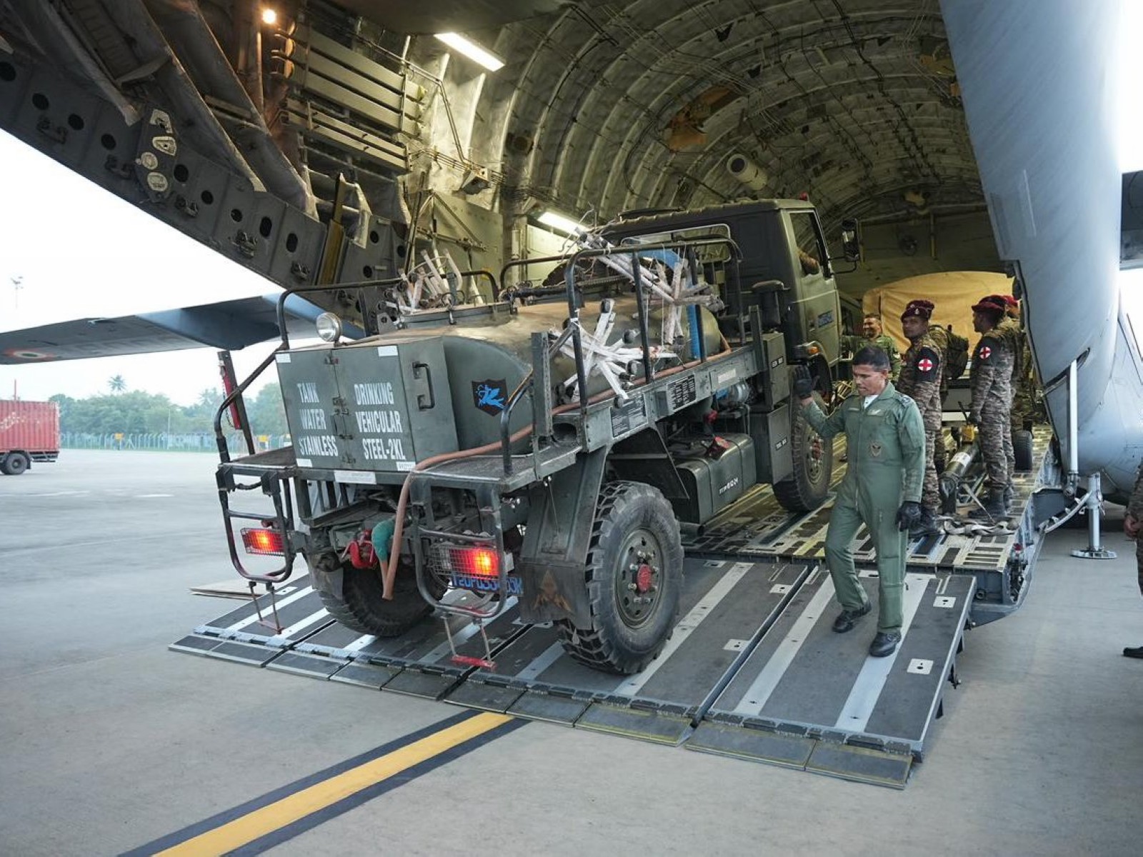 An IAF C-17 carrying 70 medical personnel and a modular field hospital arrives in Colombo for Sri Lanka flood relief efforts. (Photo: X/@DrSJaishankar)