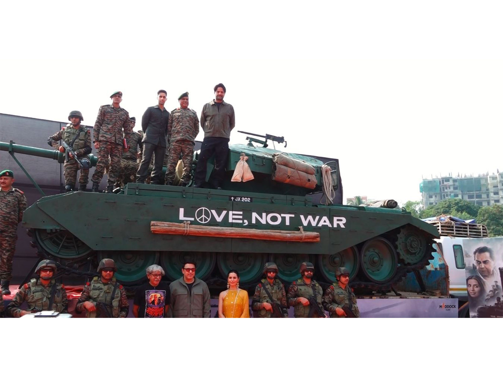 Ikkis cast with Indian Army soldiers (Photo: ANI)