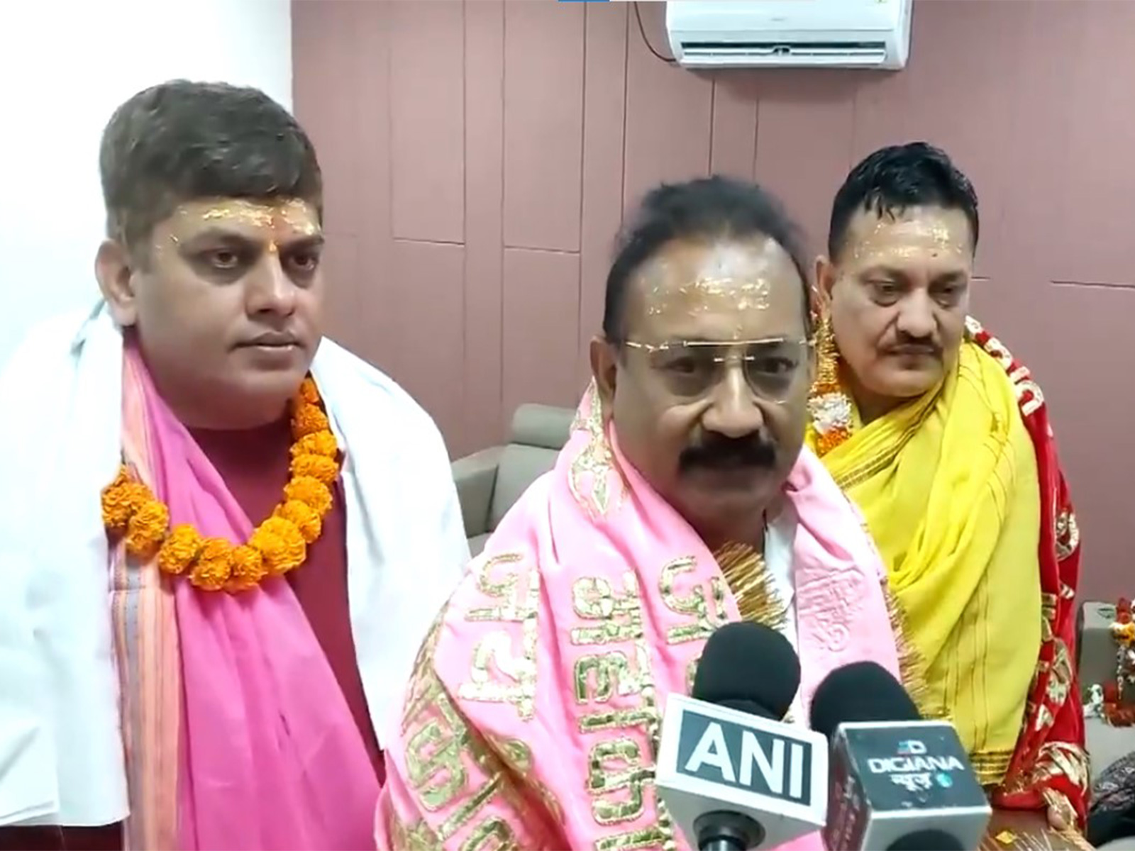 Bihar Minister Ashok Choudhary and JDU Leader Chhotu Singh attend Bhasma Aarti at Mahakaleshwar Temple in Ujjain (Photo/ANI)