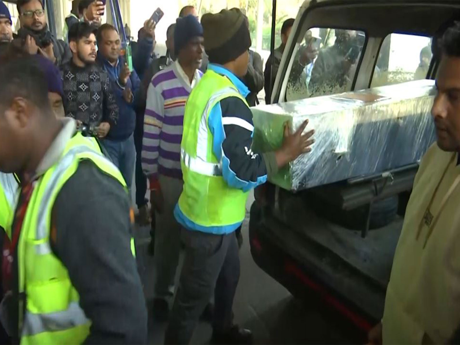 Coffins of Goa nightclub blast victims arrive at Ranchi airport (Photo/ANI)
