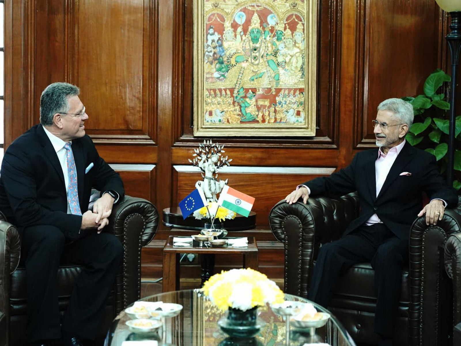 EAM S Jaishankar with  European Trade and Economic Security Commissioner Maroš Šefčovič in New Delhi (Photo:X/@DrSJaishankar)