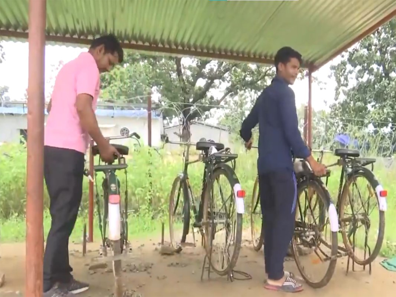 Bicycle support boosts connectivity in Sukma’s Purvarti region (Photo/ANI)