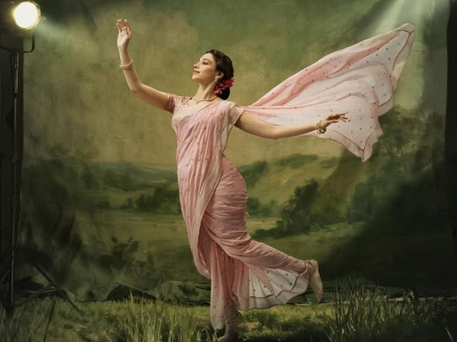 Tamannaah Bhatia in V. Shantaram biopic (Image source: Instagram/ @rajkamalenterttainment)