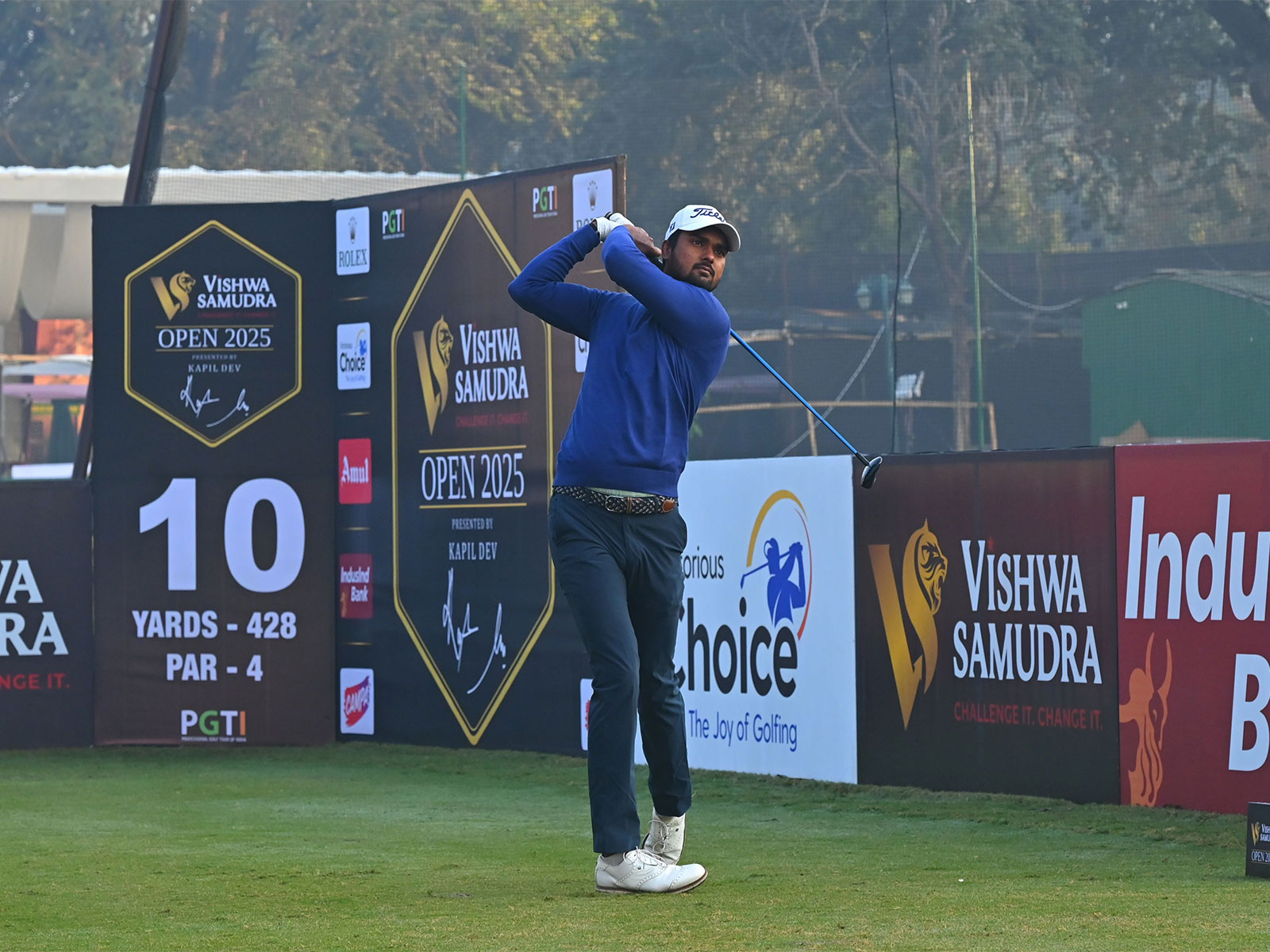 Jairaj Singh Sandhu in action during day-1 of Vishwa Samudra Open 2025 (Image: PGTI) Jairaj Singh Sandhu in action during day-1 of Vishwa Samudra Open 2025 (Image: PGTI)