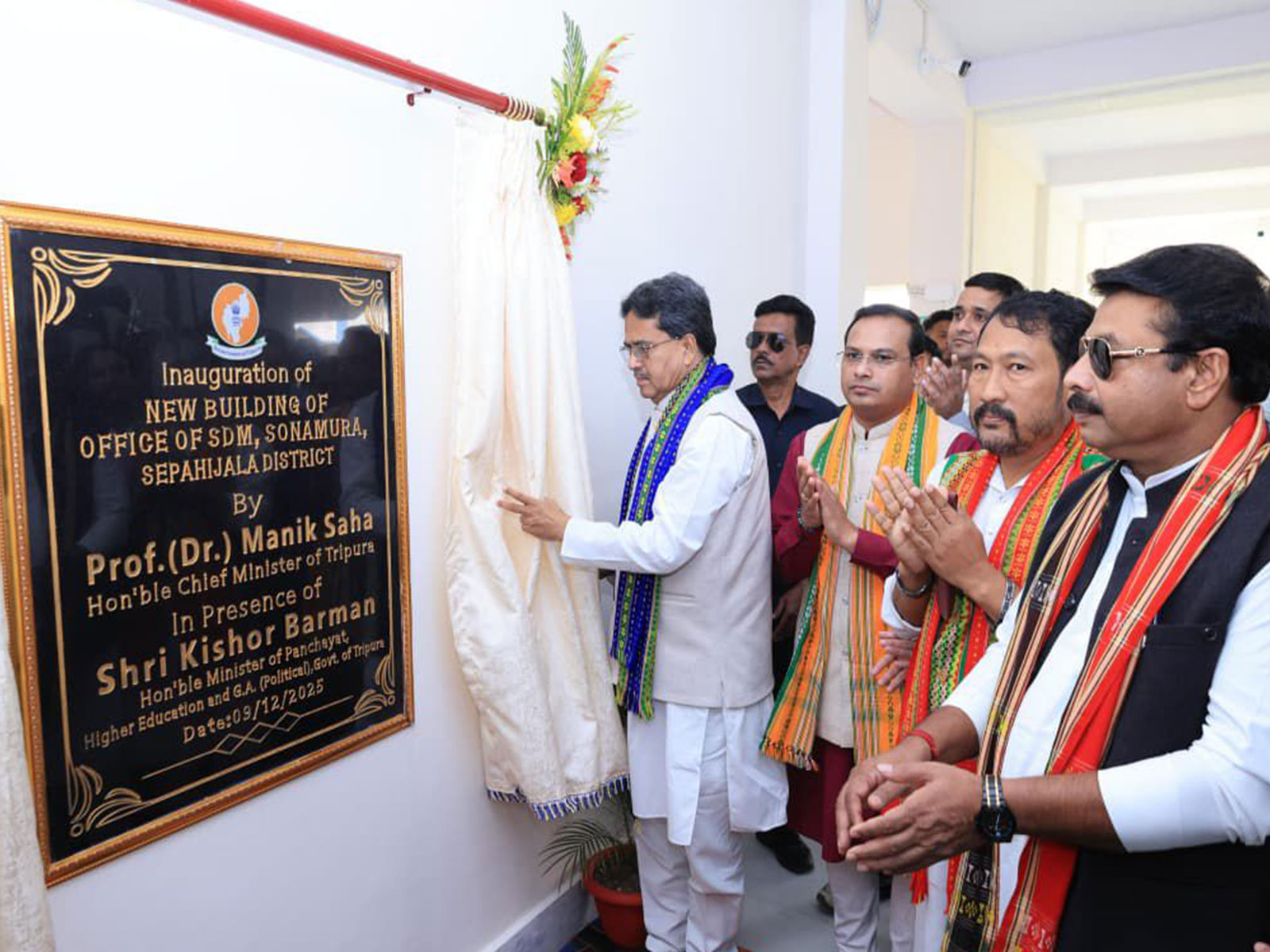 Tripura Chief Minister Manik Saha inaugurating new building of office of SDM in Sonamura (Photo/ANI)