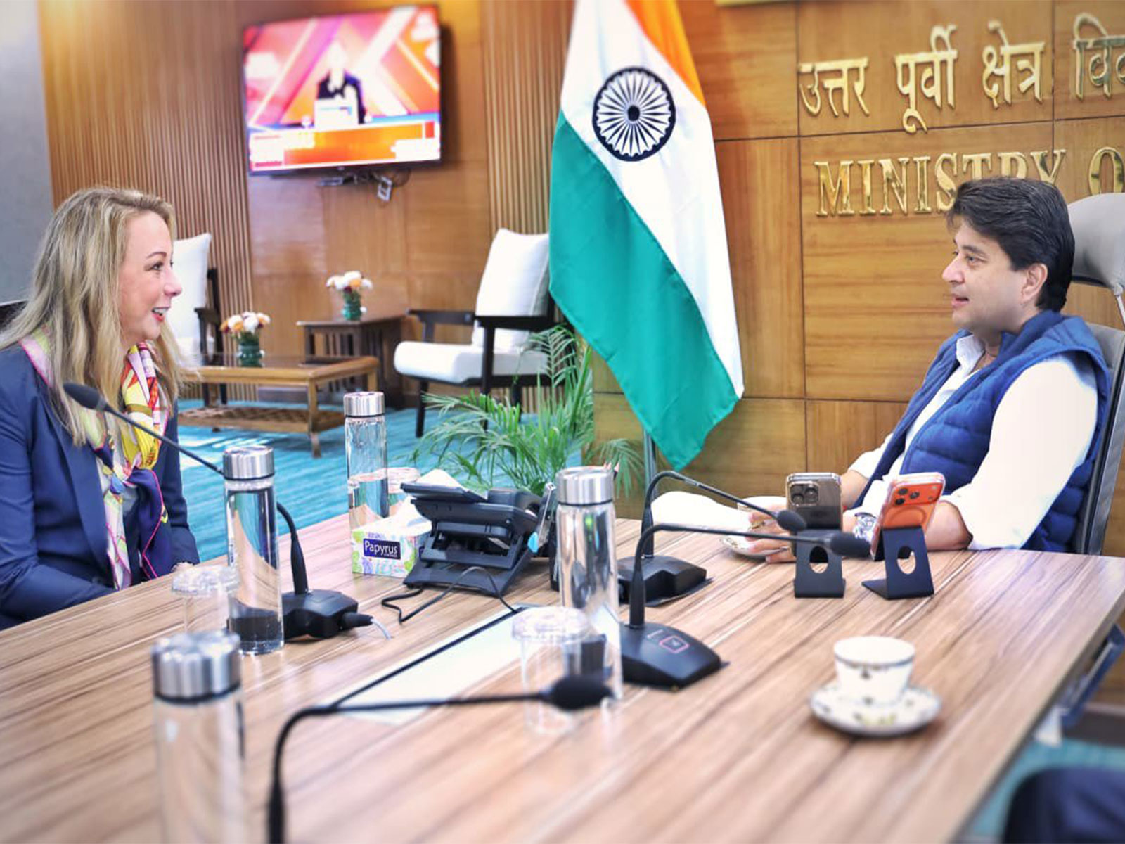 Union Minister Jyotiraditya Scindia with Lauren Dreyer, VP, Starlink Business Operations at SpaceX (Photo/X/@JM_Scindia)