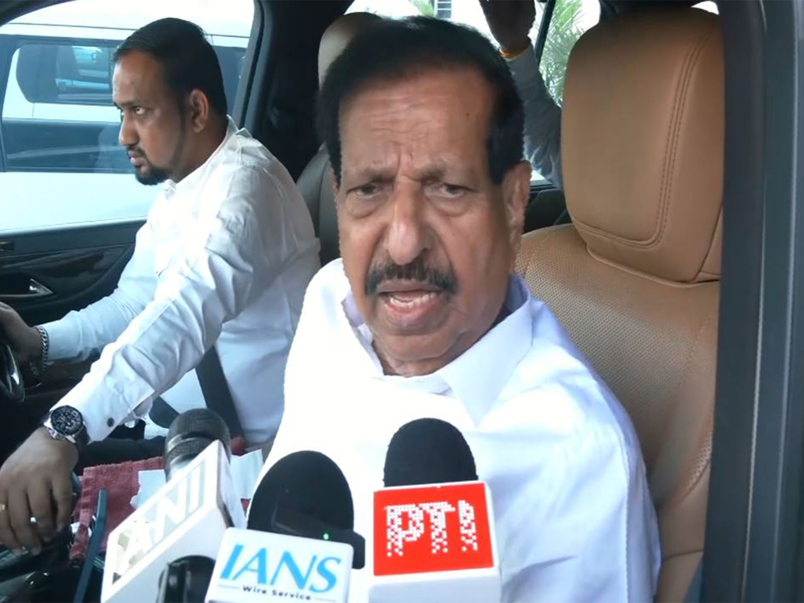 Maharashtra Forest Minister Ganesh Naik (Photo/ANI)