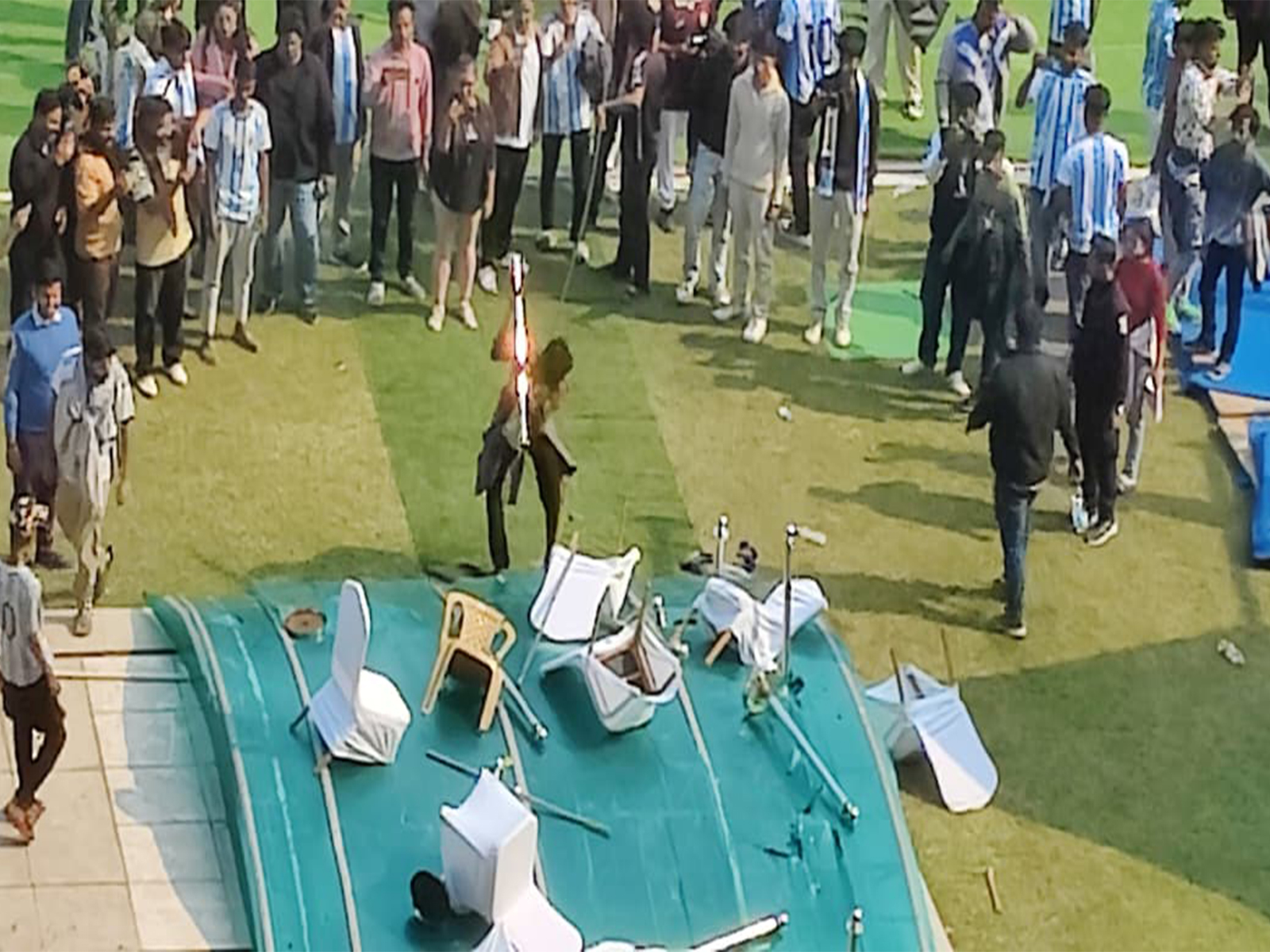 A fan vandalises part of the stadium in Kolkata (Photo/ANI)