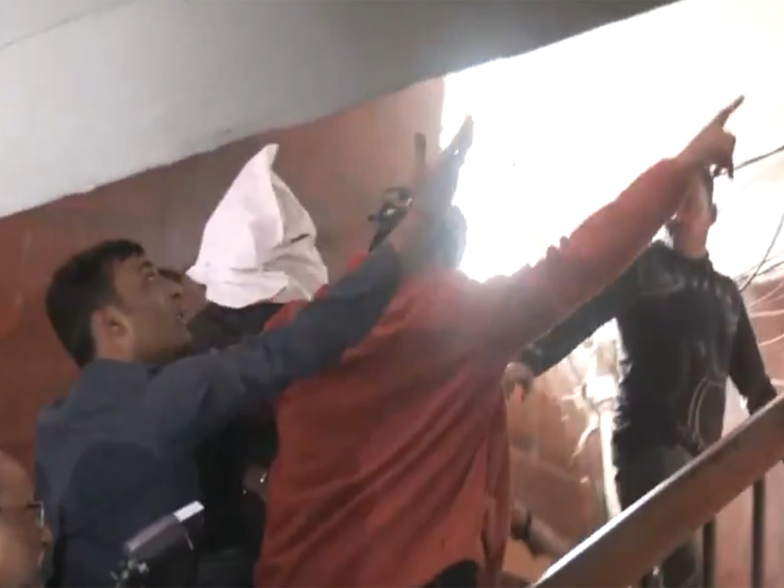 Satadru Dutta at Bidhannagar Court (Photo/ANI)