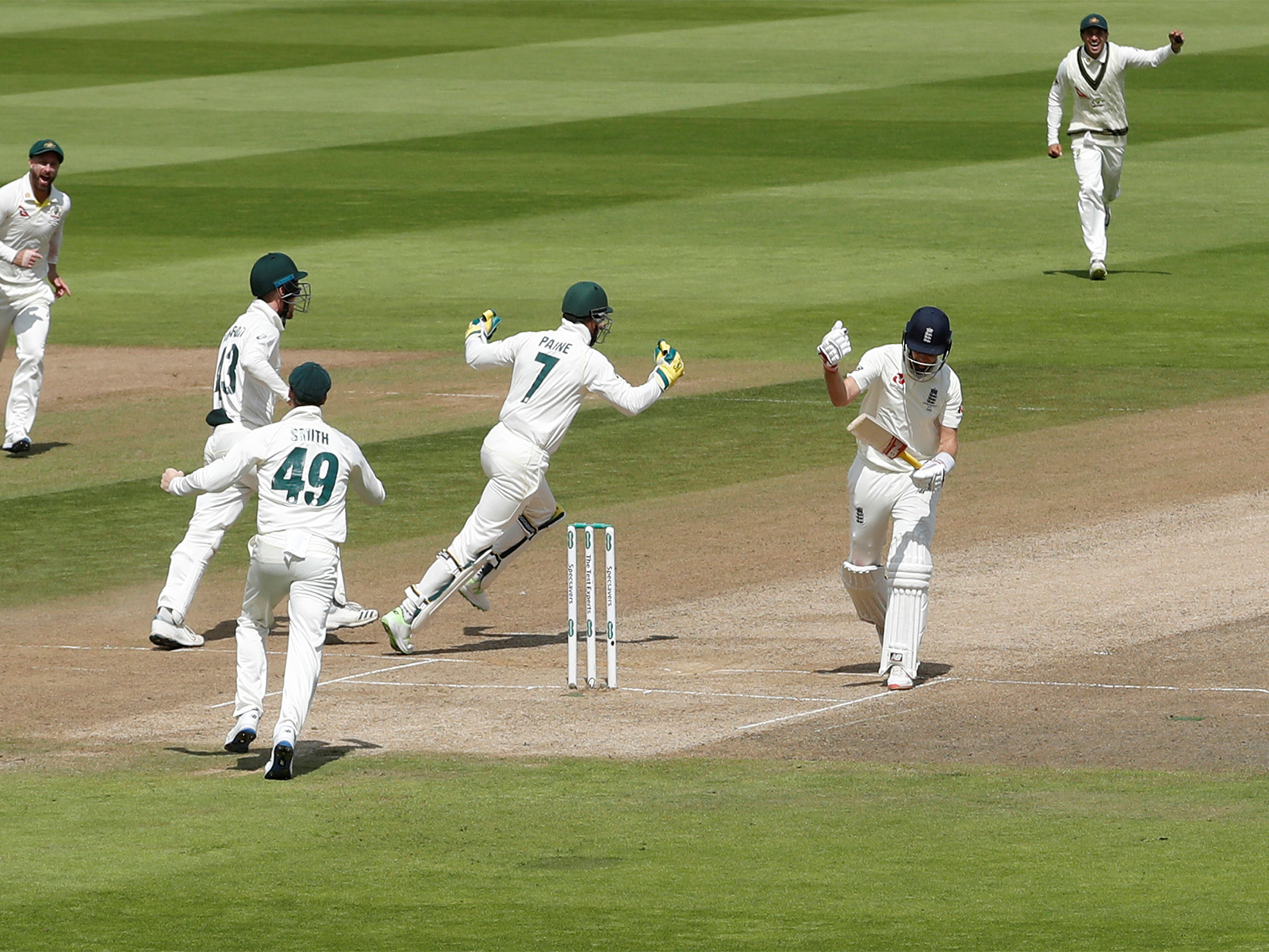 Australian players celebrating after England's Joe Root's wicket (Photo: ANI)